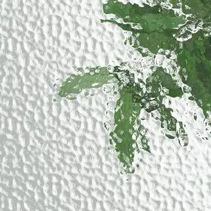 Glass ornamental nubes