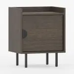 Mørkt skap SIGI med én dør, svart håndtak og svarte ben i trestruktur.