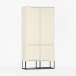 Skreddersydd garderobeskap med metallramme