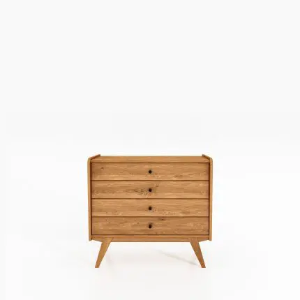RETRO kommode i massivt tre med fire brede skuffer og skrå ben – naturlig og tidløs.