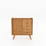 RETRO skjenk i oljet tre med fem skuffer og én dør – i harmonisk og lett retrodesign med skrå ben.