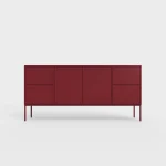 Moderne skjenk med stilrent design.