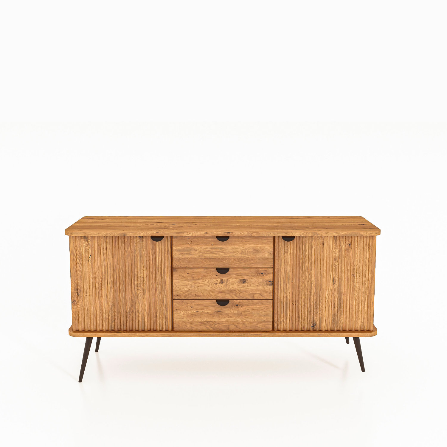 Skjenk KULA 144 cm bred med tre skuffer og to riflede dører i oljet tre – stående på svarte metalben.
