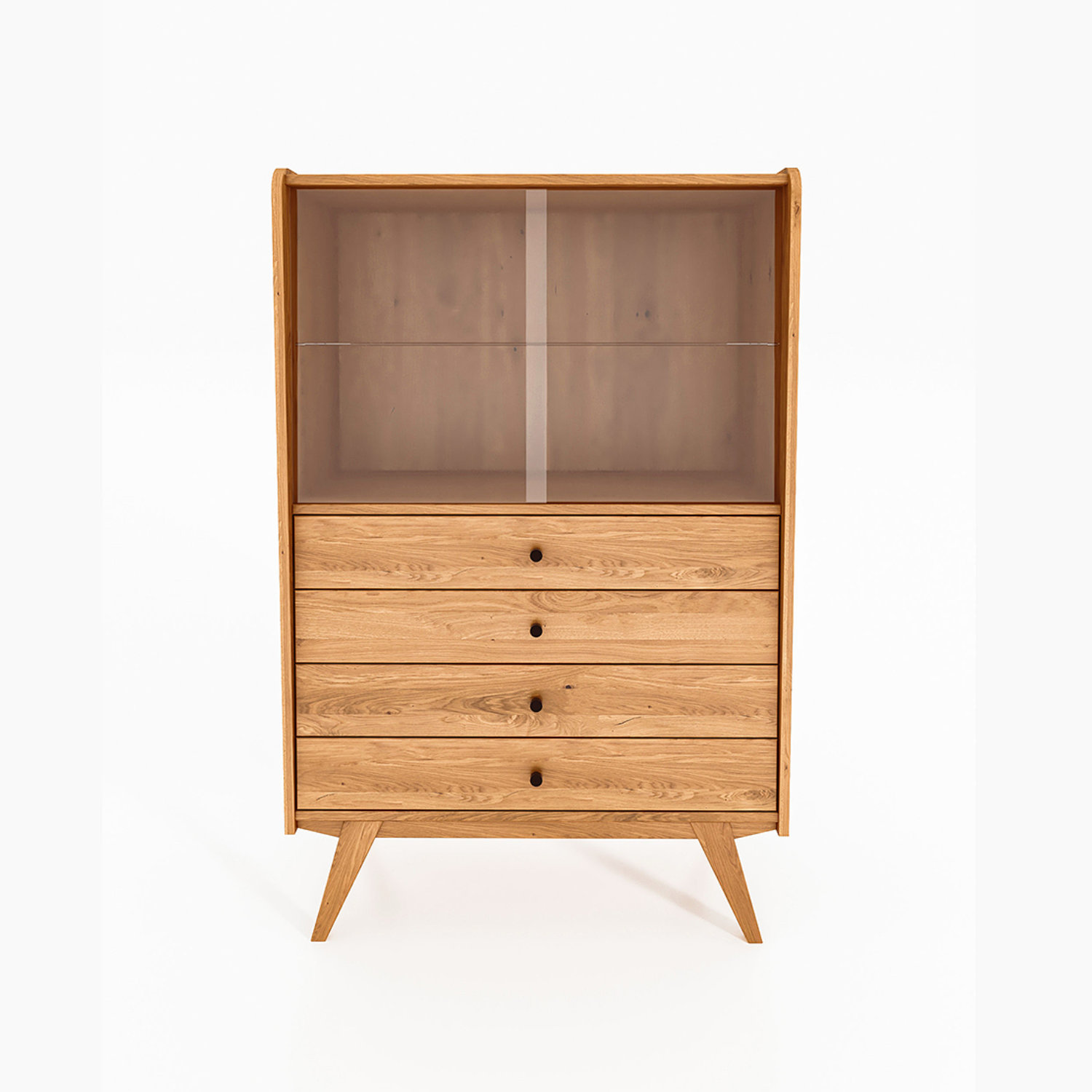 RETRO vitrineskap med glassdører og fire treskuffer. Skapet har skrå ben og er laget i massivt oljet tre med glasshylle i øverste del.